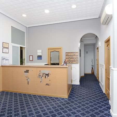Hostal Biarritz Madrid Dış mekan fotoğraf