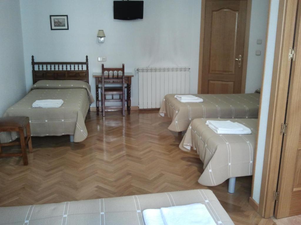 Hostal Biarritz Madrid Oda fotoğraf