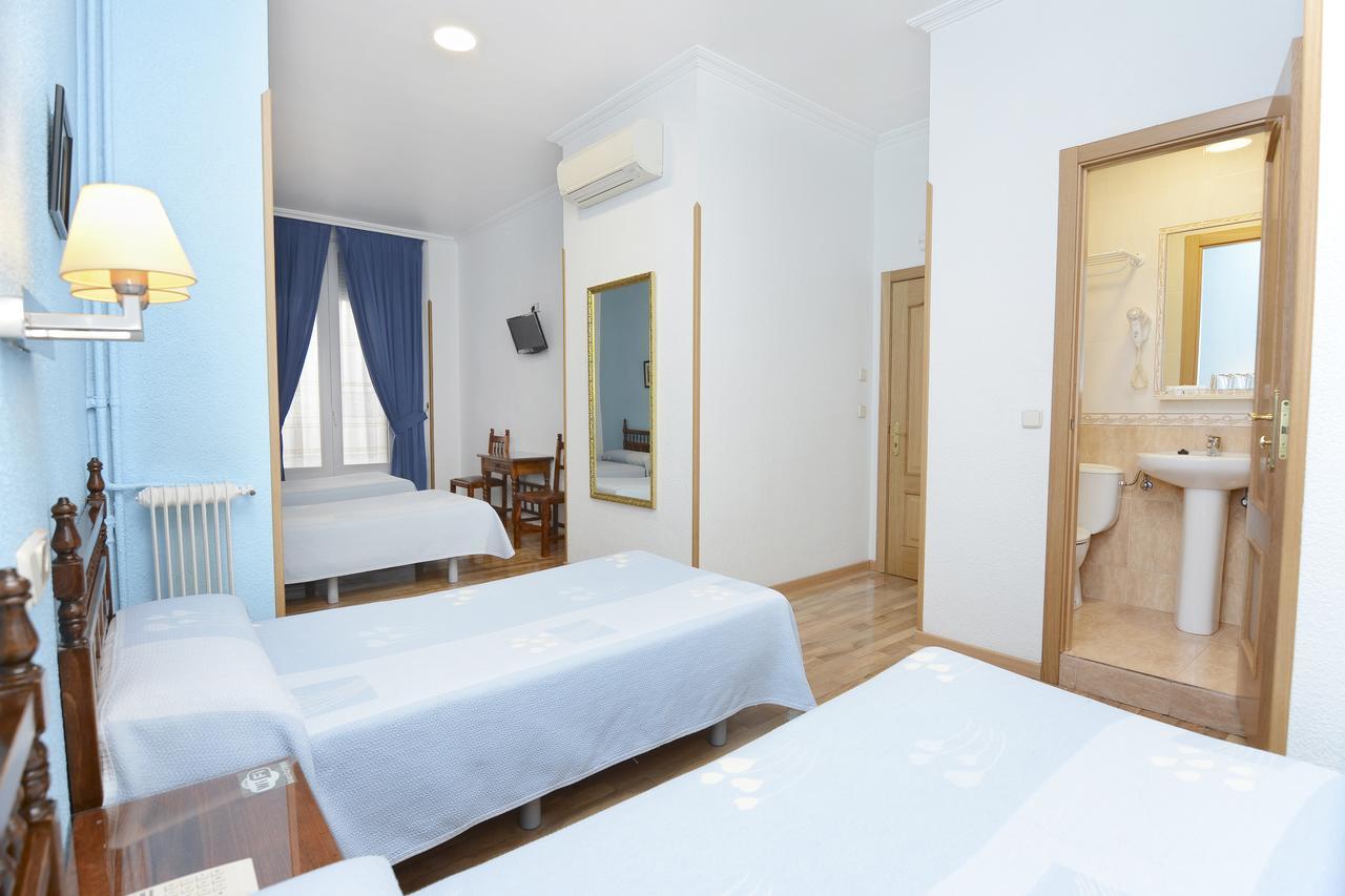 Hostal Biarritz Madrid Dış mekan fotoğraf